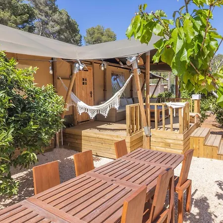 Oasis Complex Villa *