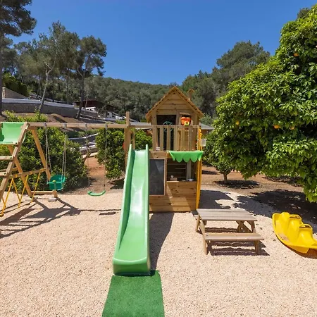 Villa Oasis Complex Cala Llonga (Ibiza)