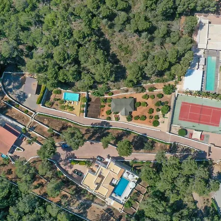Villa Oasis Complex Cala Llonga (Ibiza)