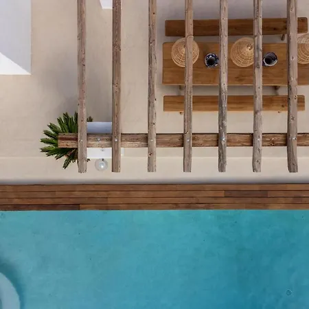 Oasis Complex Villa Cala Llonga (Ibiza)